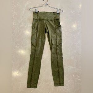 Lululemon Fast and Free 25” size 4